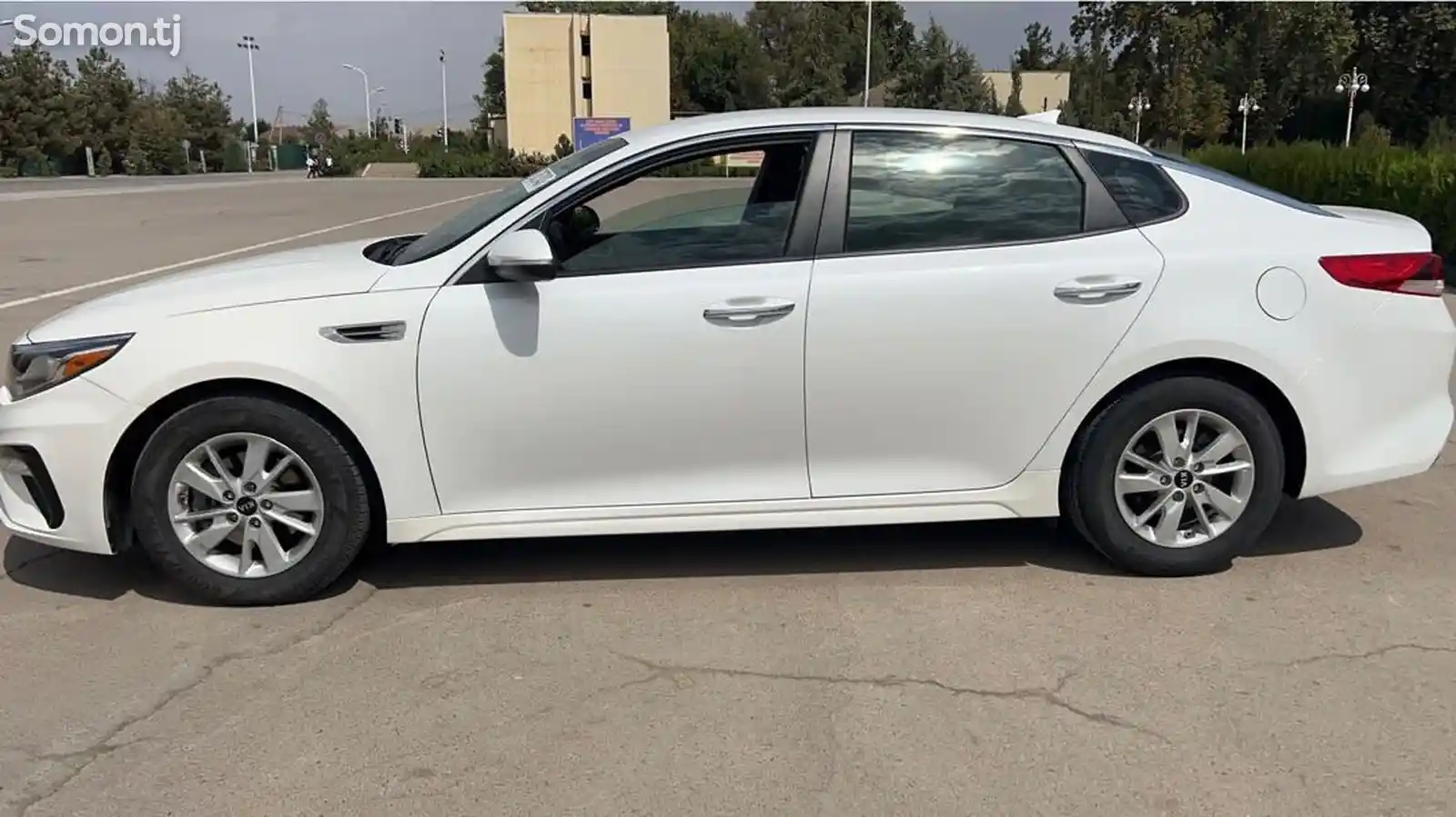 Kia Optima, 2018-8