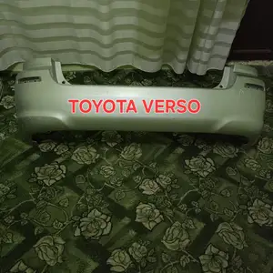 Задний бампер от Toyota Verso