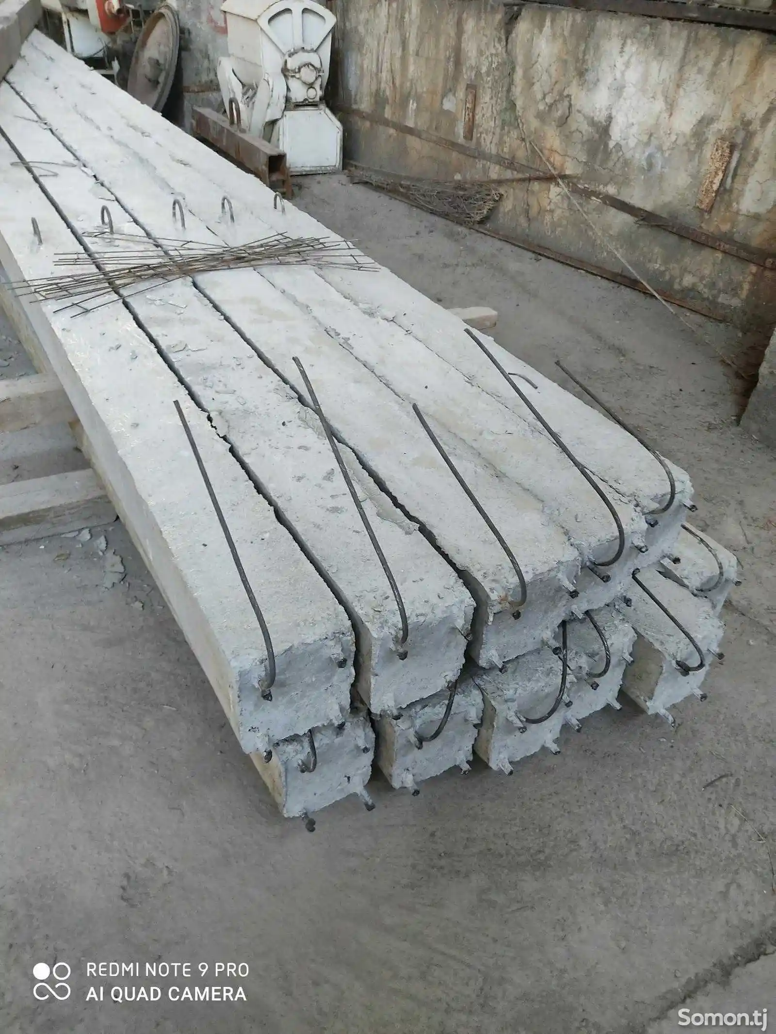 Столб бетонный СВ-9.5 метра