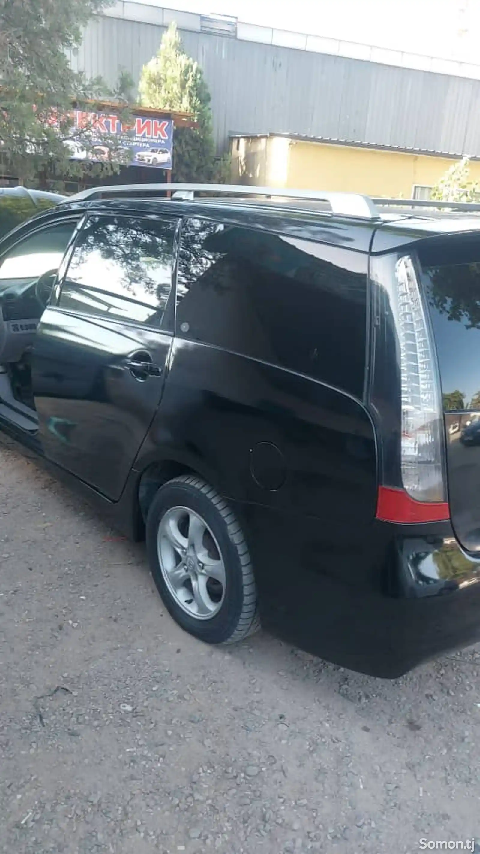 Toyota Fielder, 2010