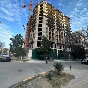 2-комн. квартира, 12 этаж, 94 м², И. Сомони