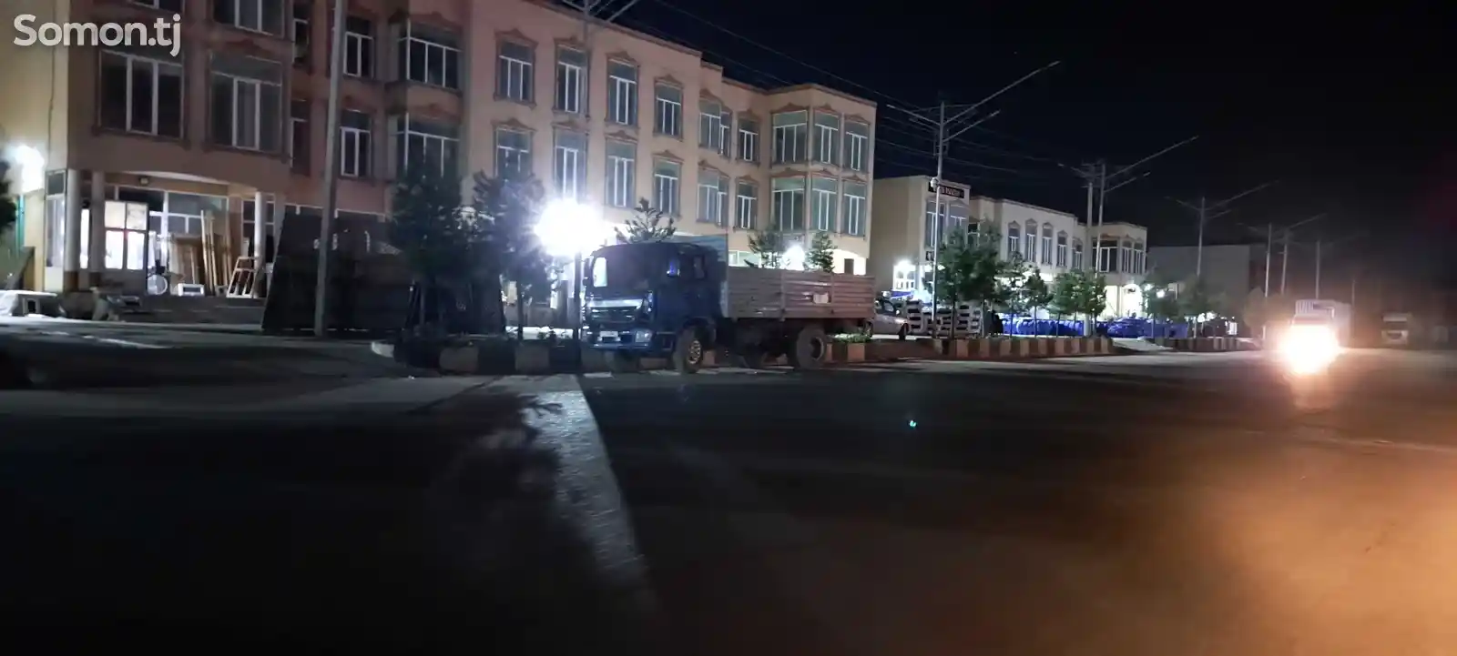 Бортовой грузовик Foton , 2012-1