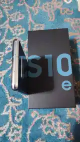 Samsung Galaxy s10e-5