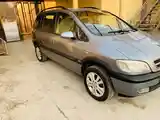 Opel Zafira, 2003-2