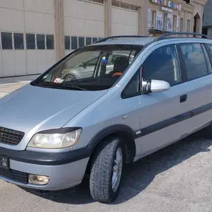 Opel Zafira, 2002