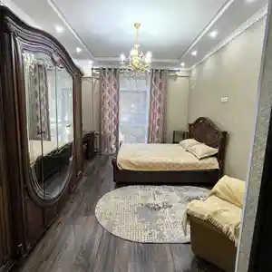 2-комн. квартира, 5 этаж, 90м², Шоҳмансур