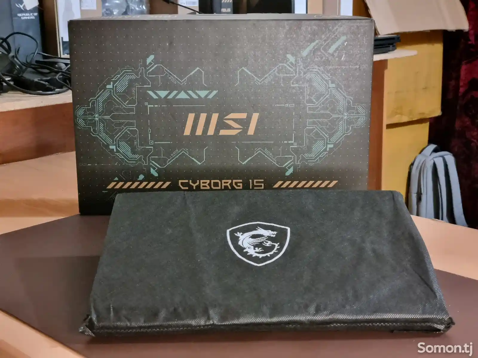 Ноутбук msi cyborg i5-12450h RTX-4050-6GB 16/512gb 144hz-1