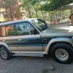 Mitsubishi Pajero, 1993
