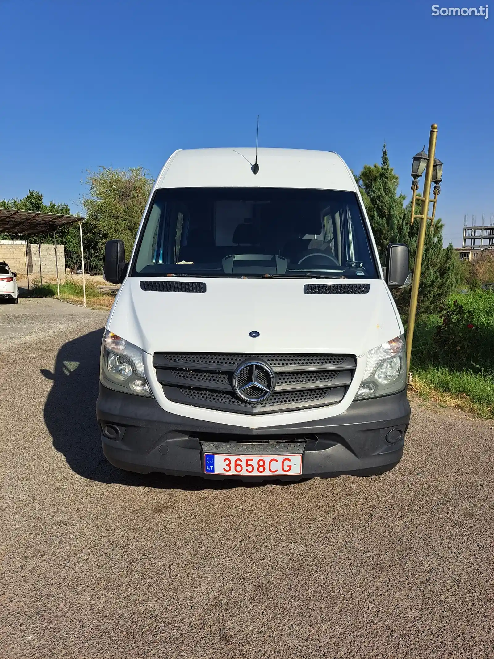 Фургон Mercedes-Benz Sprinter, 2015-1