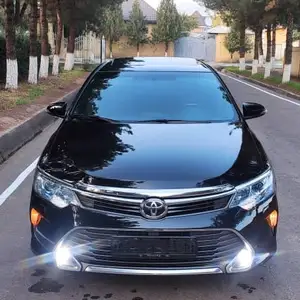 Toyota Camry, 2015