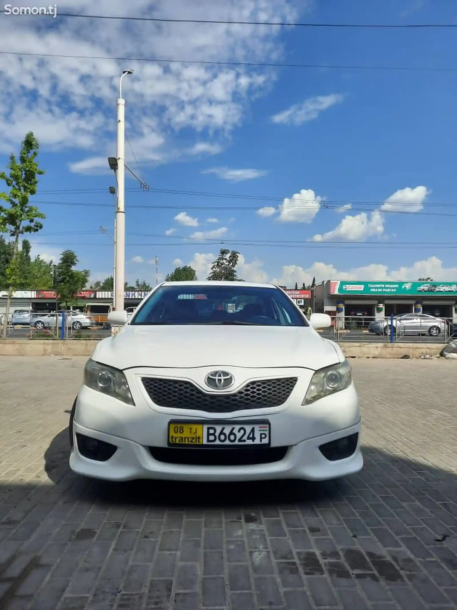 Toyota Camry, 2011-1