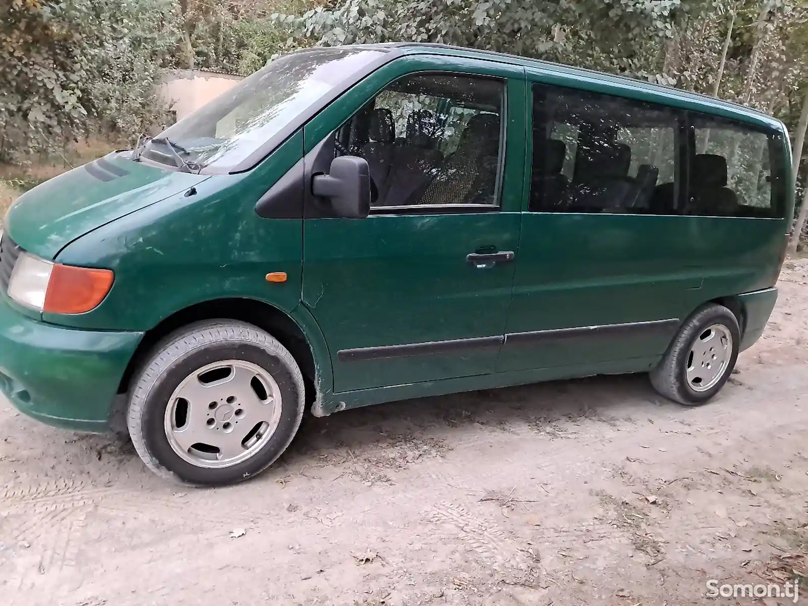 Минивэн Mercedes-benz vito-3