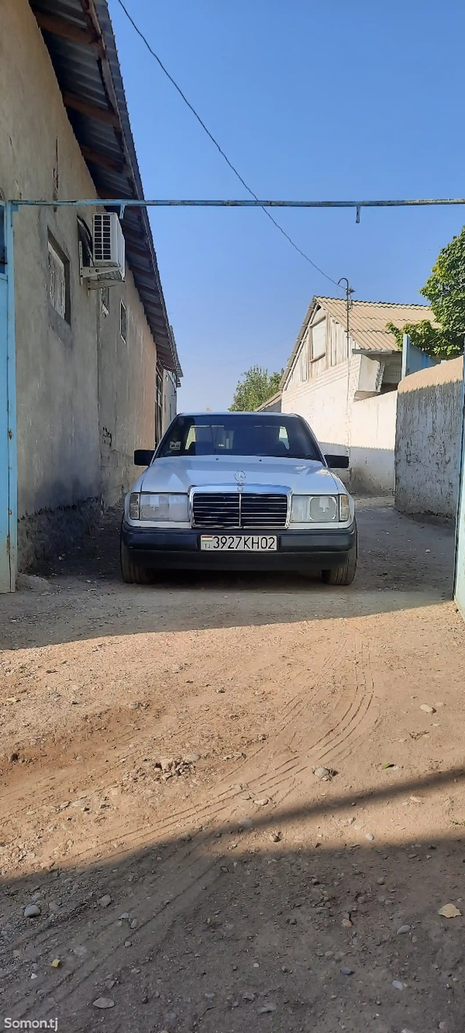 Mercedes-Benz W124, 1986-10