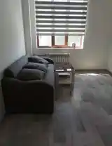 1-комн. квартира, 5 этаж, 48 м², кафе Сафо-6