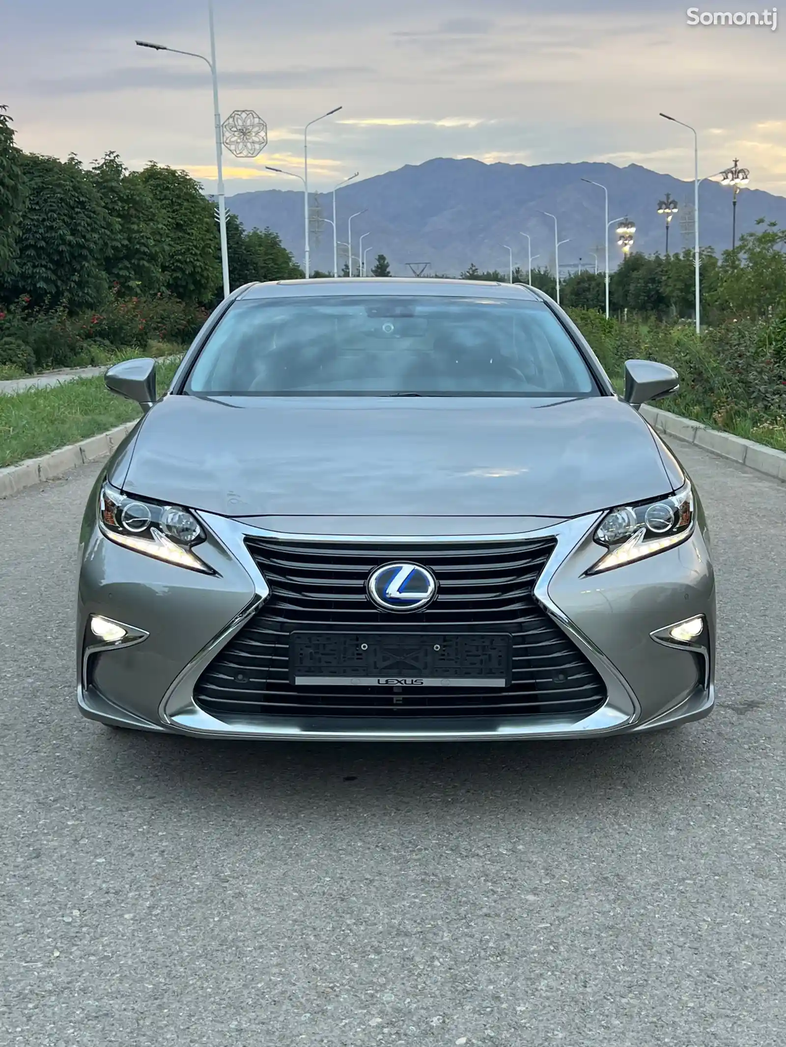 Lexus ES series, 2016-1