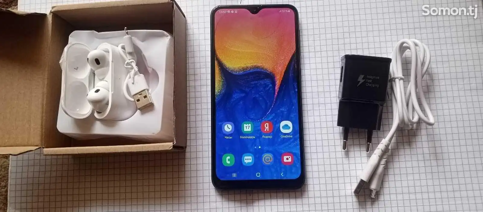 Samsung Galaxy A10-1