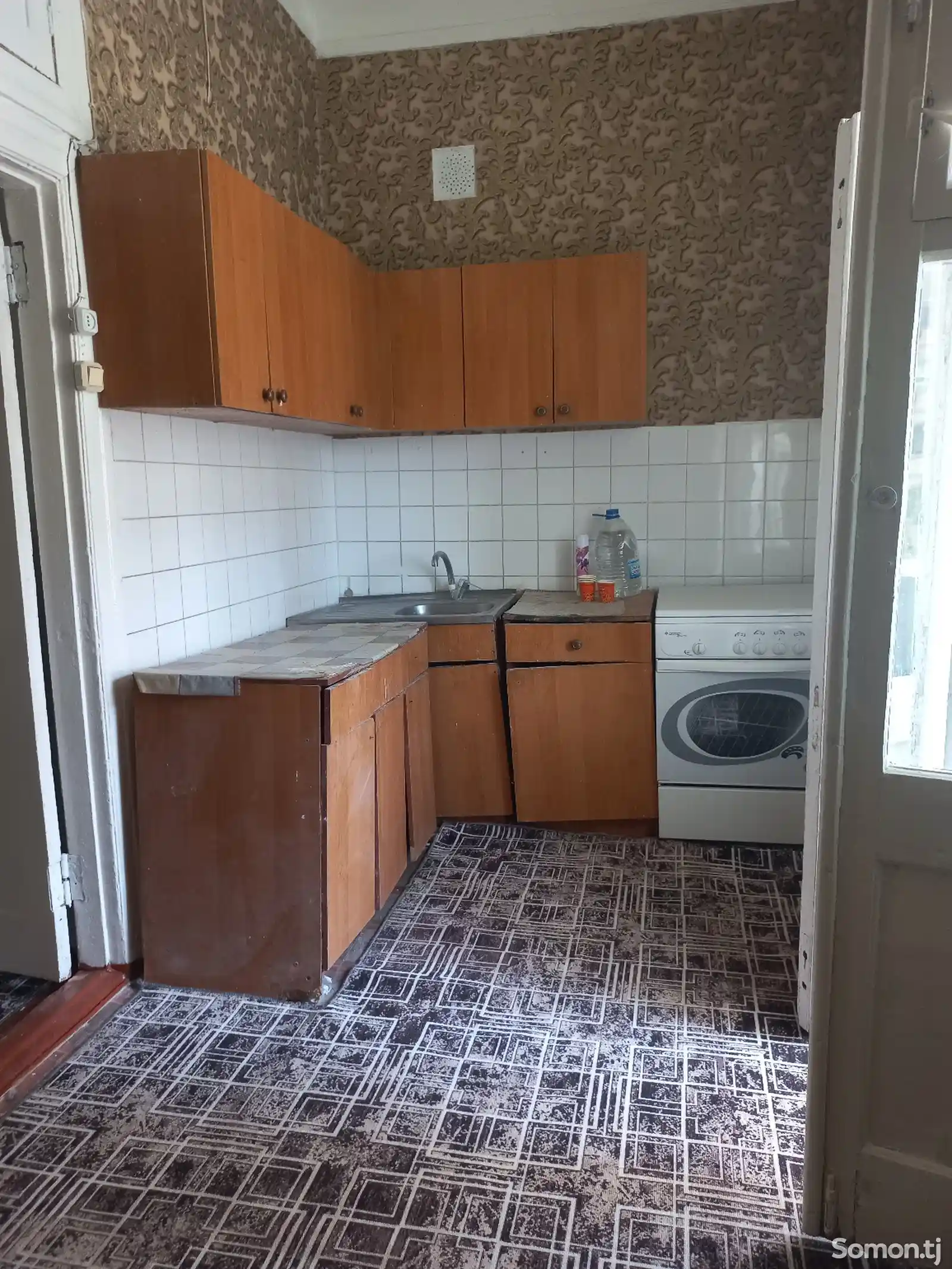 2-комн. квартира, 3 этаж, 70м², Универмаг-1