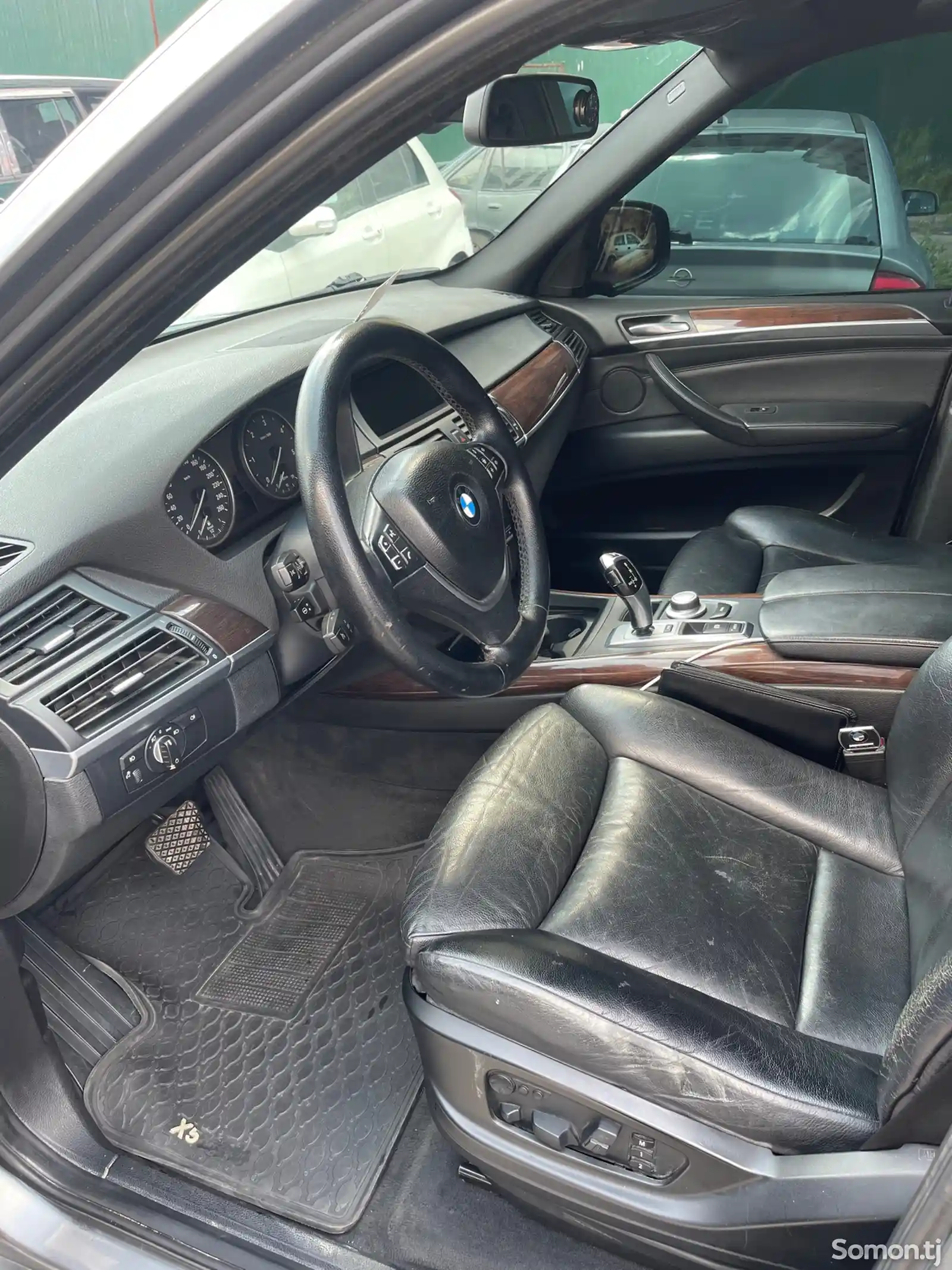 BMW X5, 2009-10