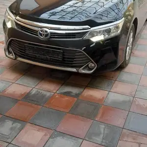 Toyota Camry, 2016