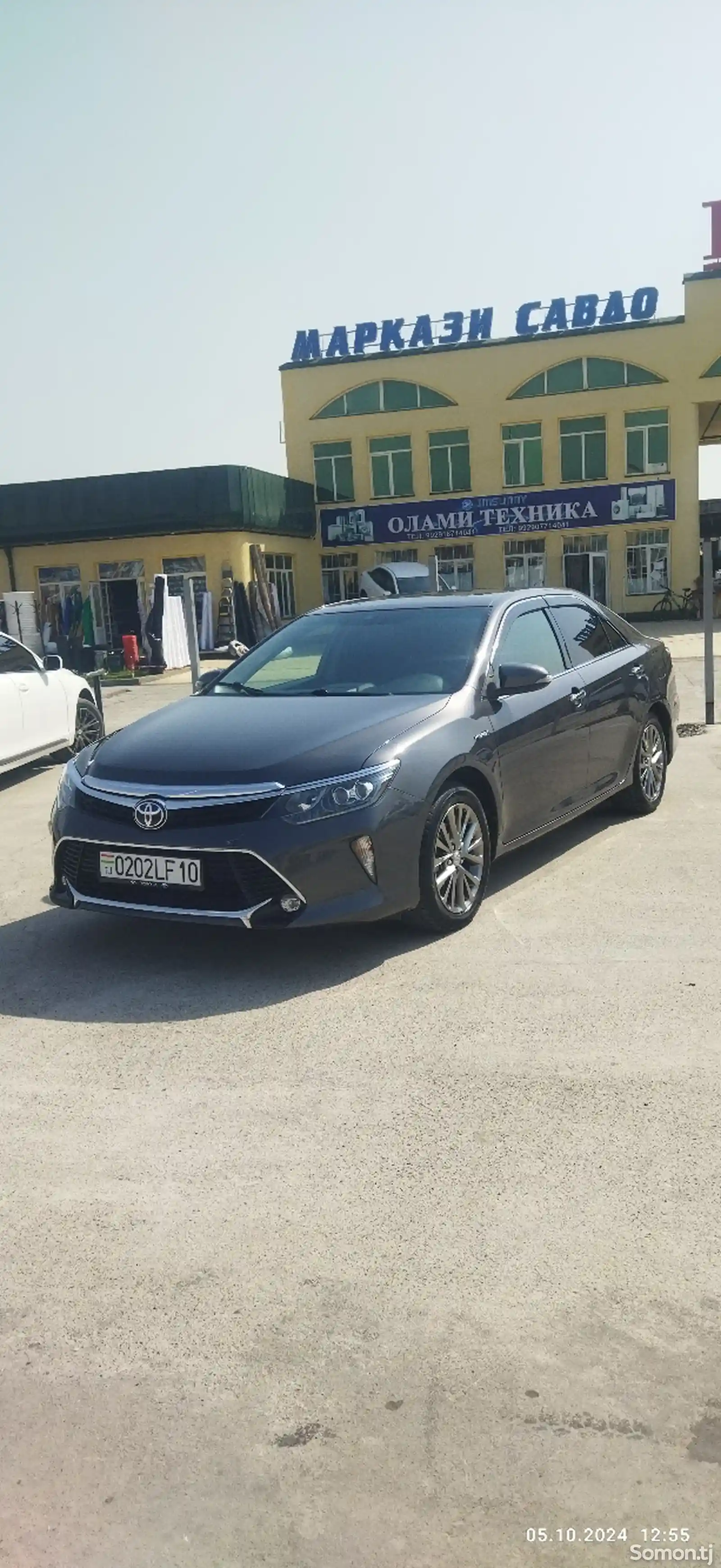 Toyota Camry, 2016-1