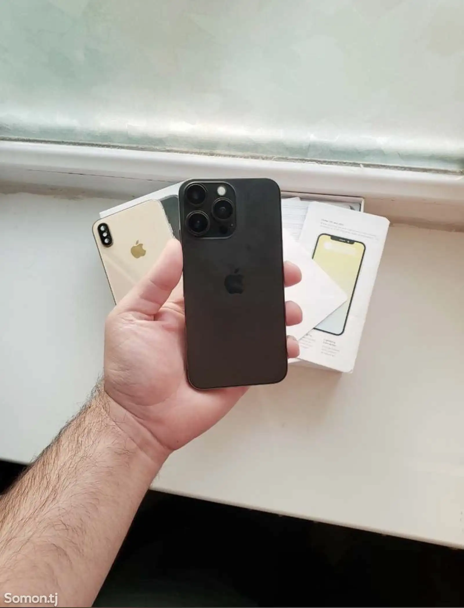 Apple iPhone Xs, 64 gb, Gold-1