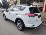 Toyota RAV 4, 2017-2