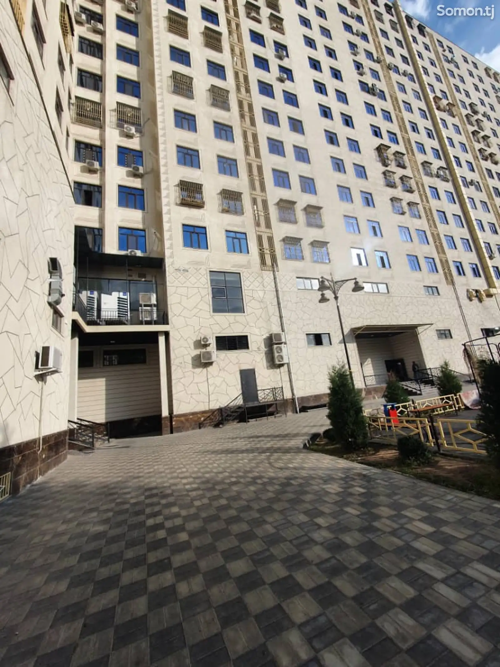 2-комн. квартира, 3 этаж, 70м², Фирдавси-1