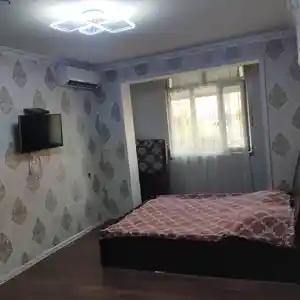 3-комн. квартира, 2 этаж, 71 м², 28 мкр