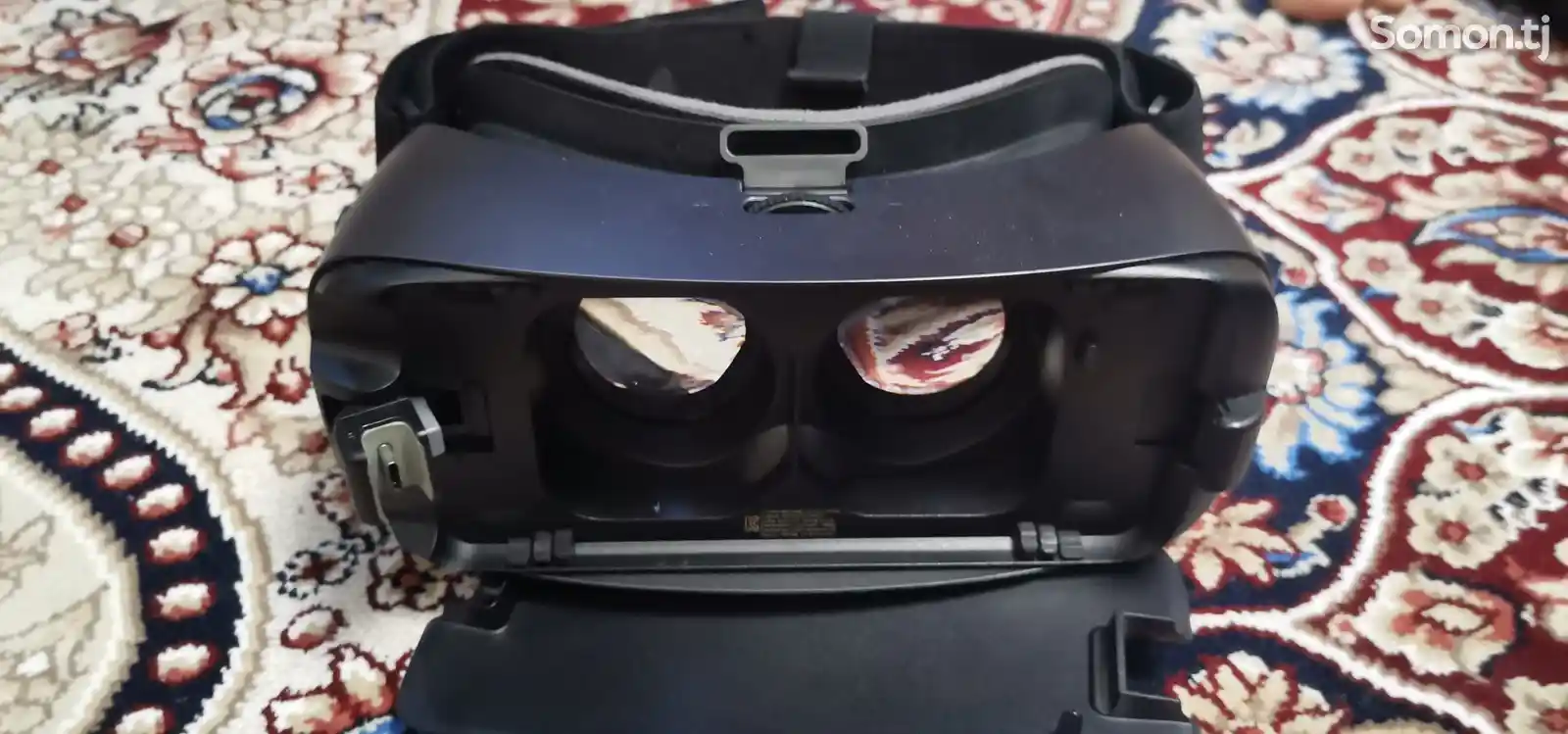 Очки виртуальной реальности Gear VR-3