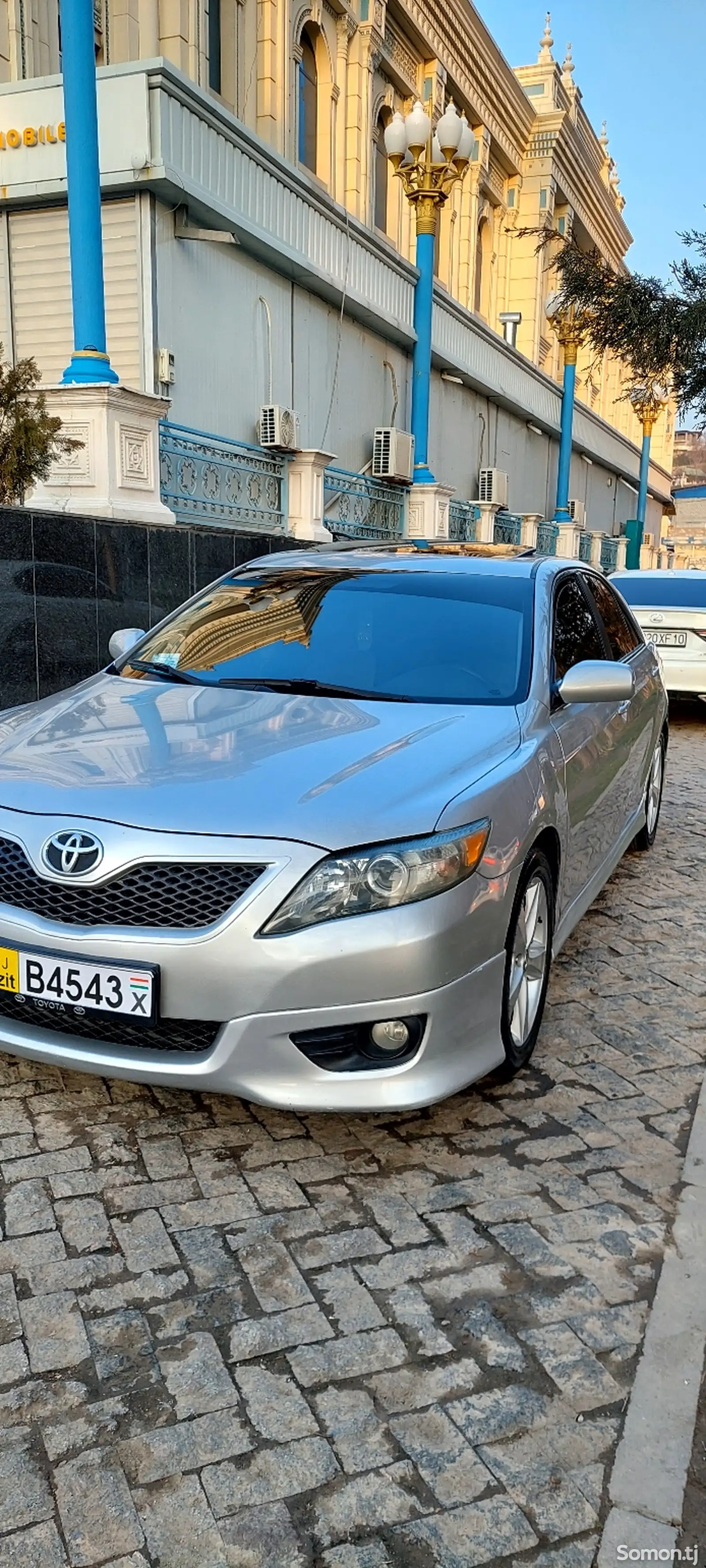 Toyota Camry, 2010-1