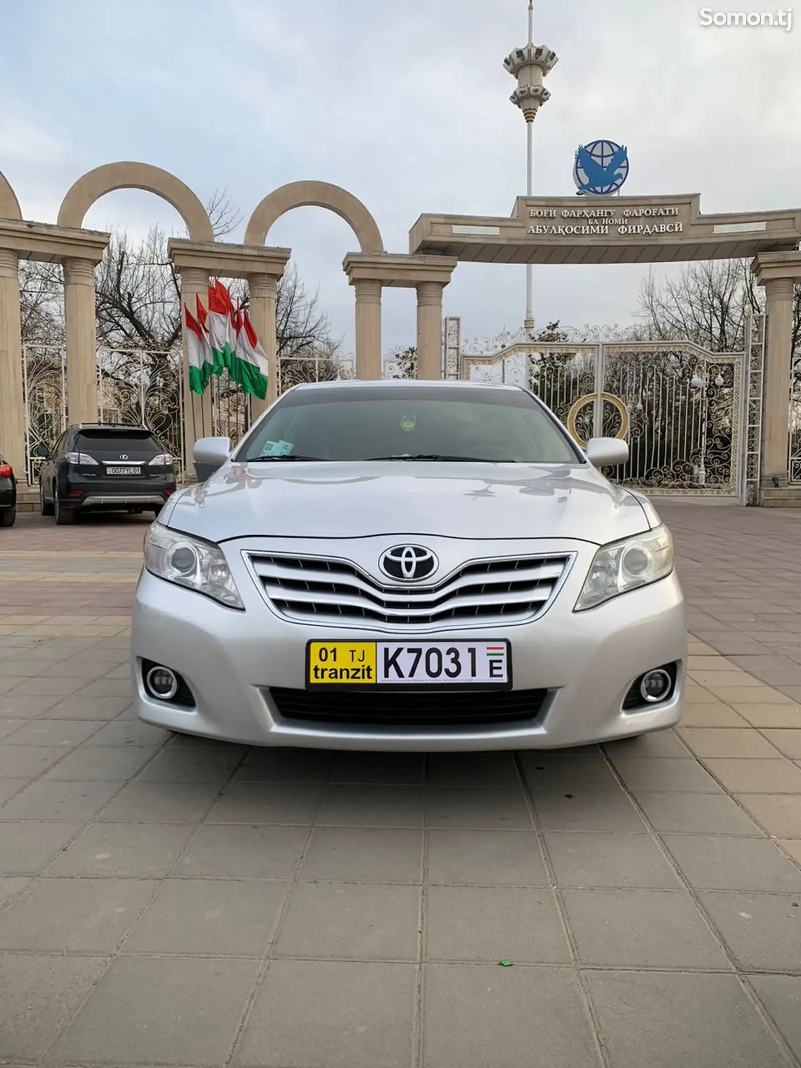 Toyota Camry, 2010-1