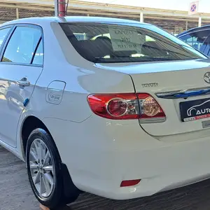 Toyota Corolla, 2013