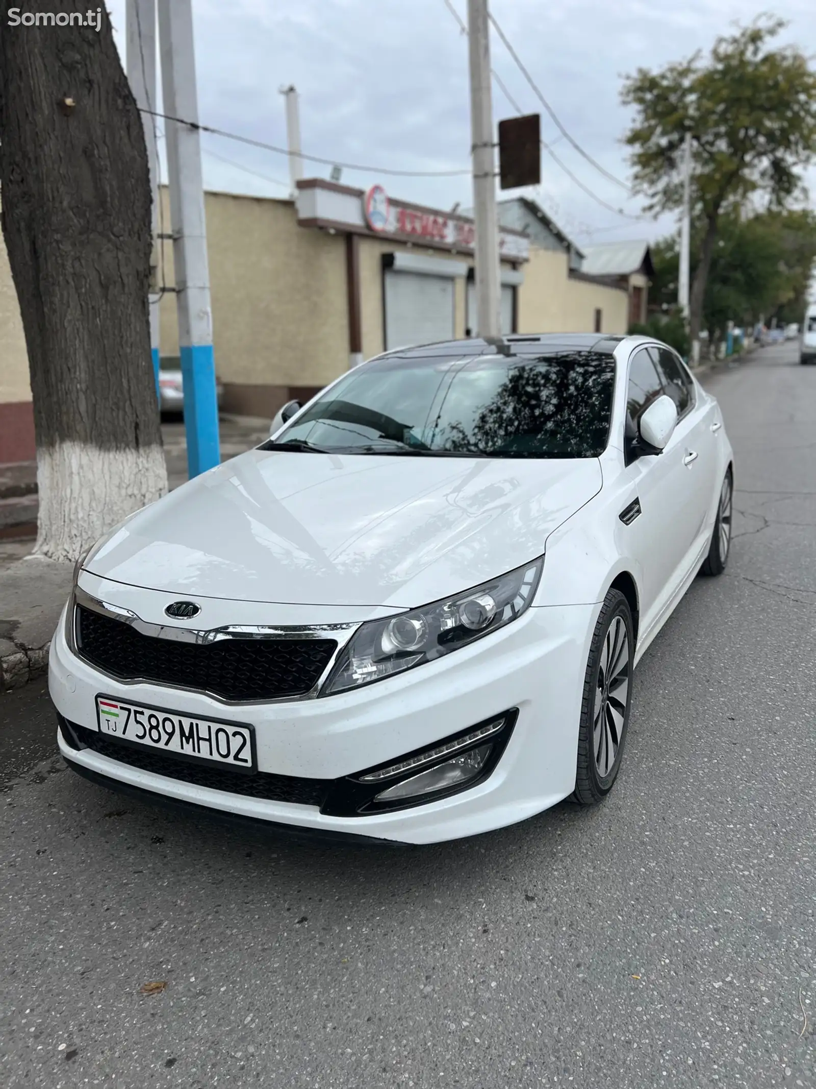 Kia K5, 2011-1