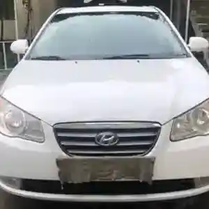 Hyundai Elantra, 2008