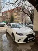 Lexus ES series, 2015-2