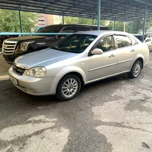 Daewoo Lacetti, 2005