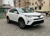 Toyota RAV 4, 2016-2