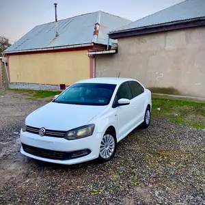 Volkswagen Polo, 2016