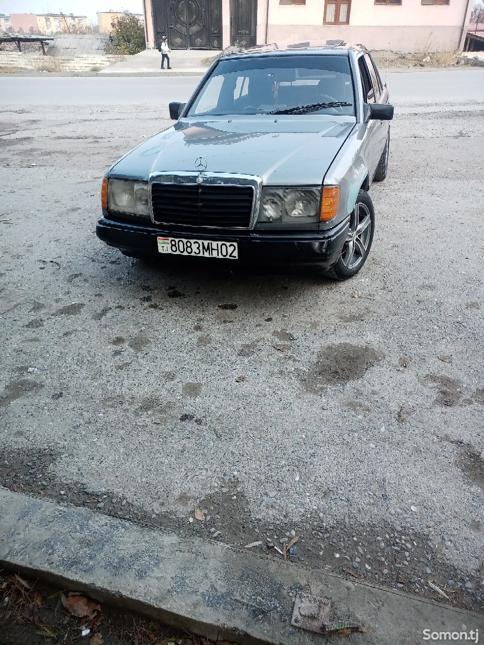 Mercedes-Benz W124, 1987-1