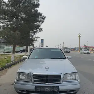 Mercedes-Benz E class, 1995