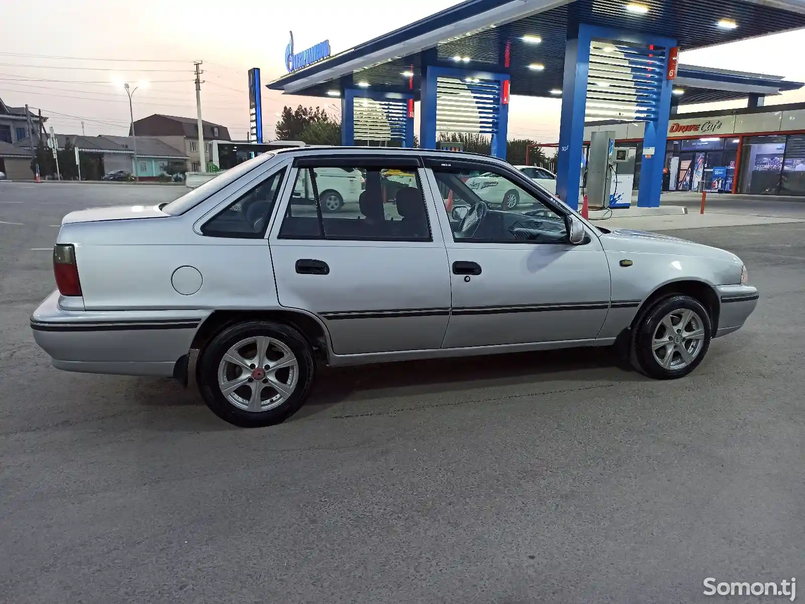 Daewoo Nexia, 1995-1