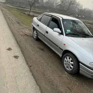 Opel Senator, 1997