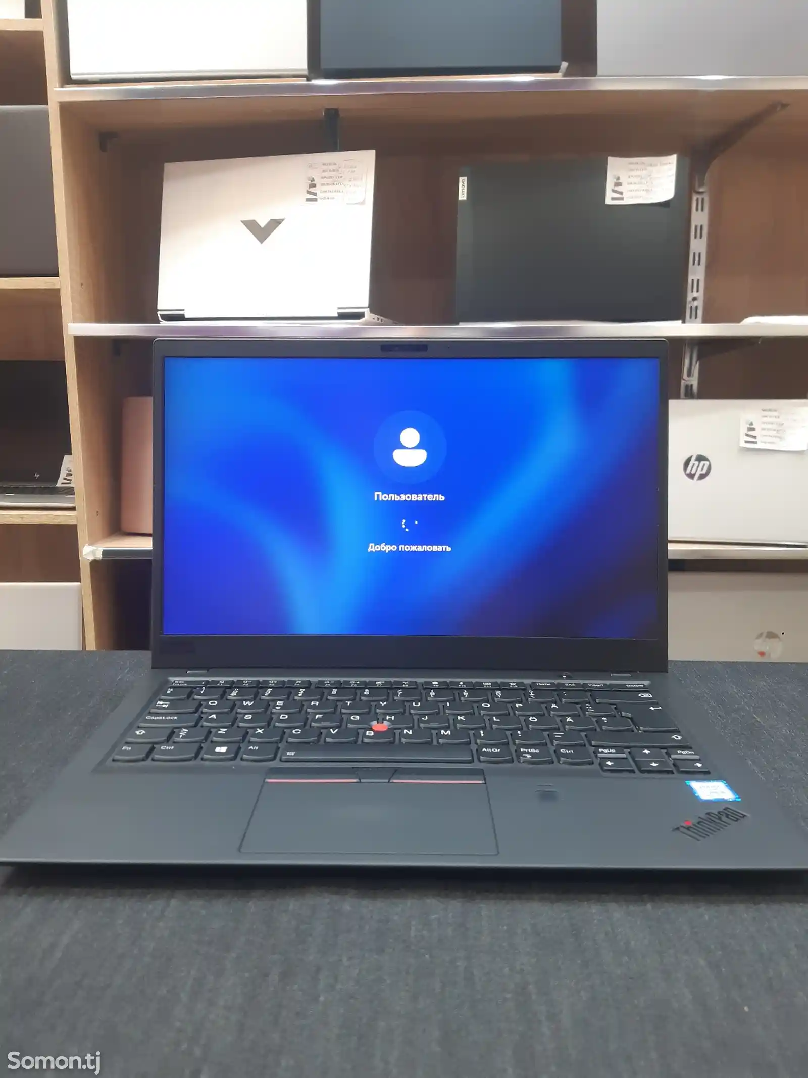 Ноутбук Lenovo x1 CarbonCore i5-8350U/DDR4-16GB/256GB-1