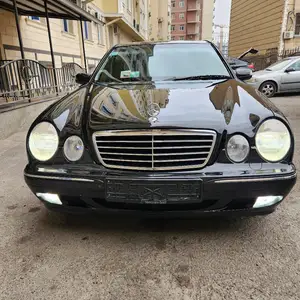 Mercedes-Benz E class, 2000