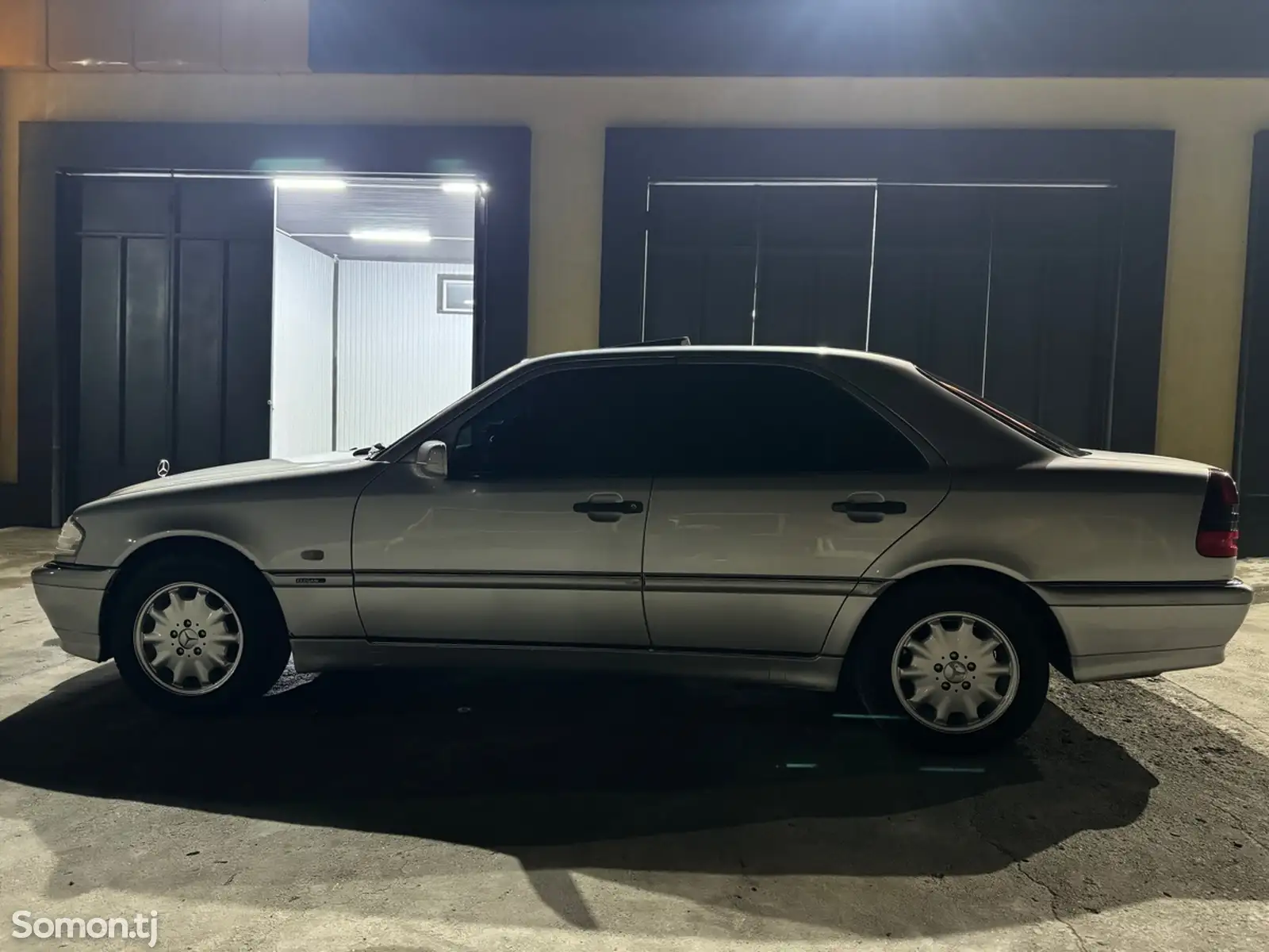 Mercedes-Benz C class, 2000-4