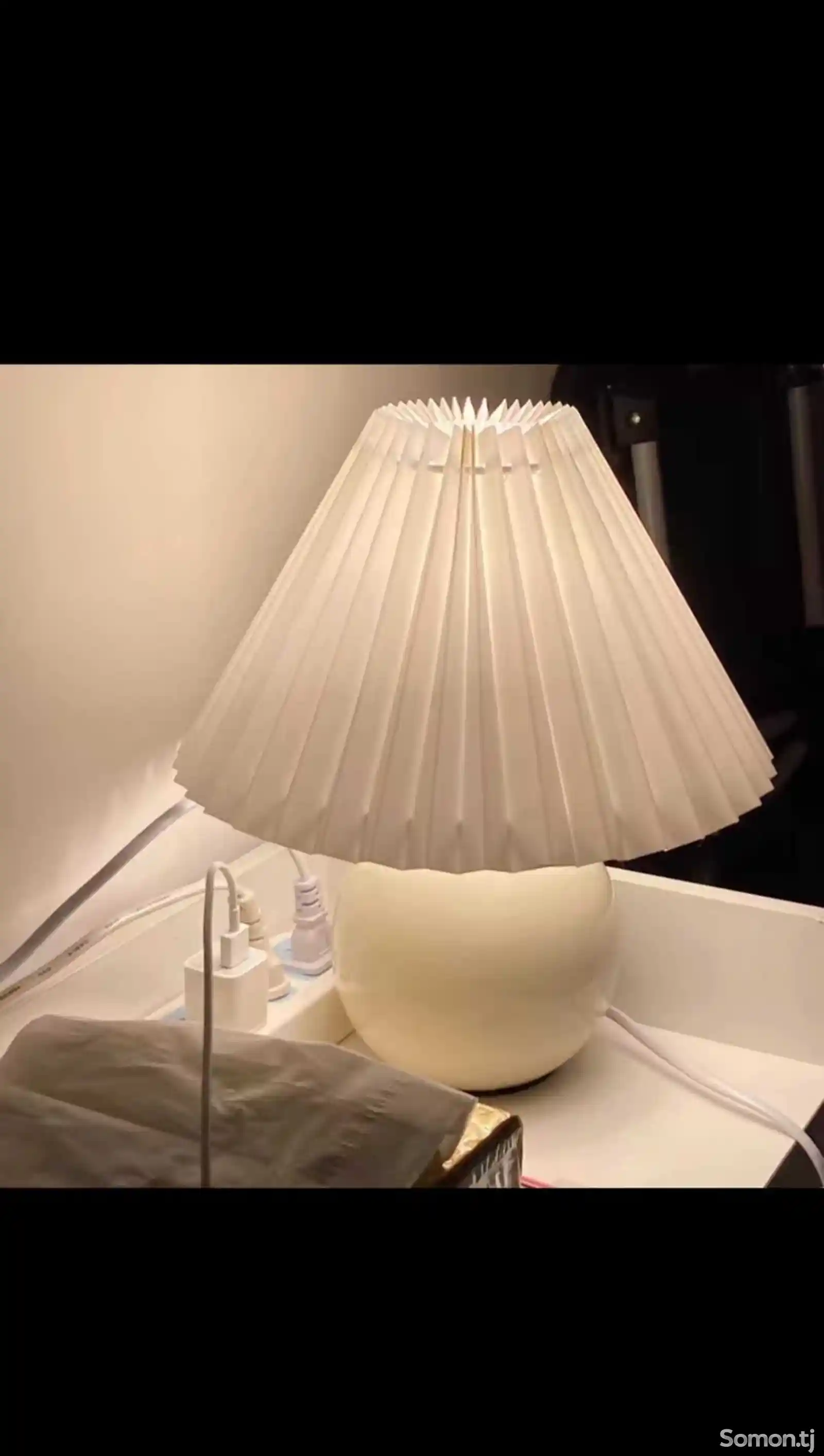 Настольная лампа для спальни-2
