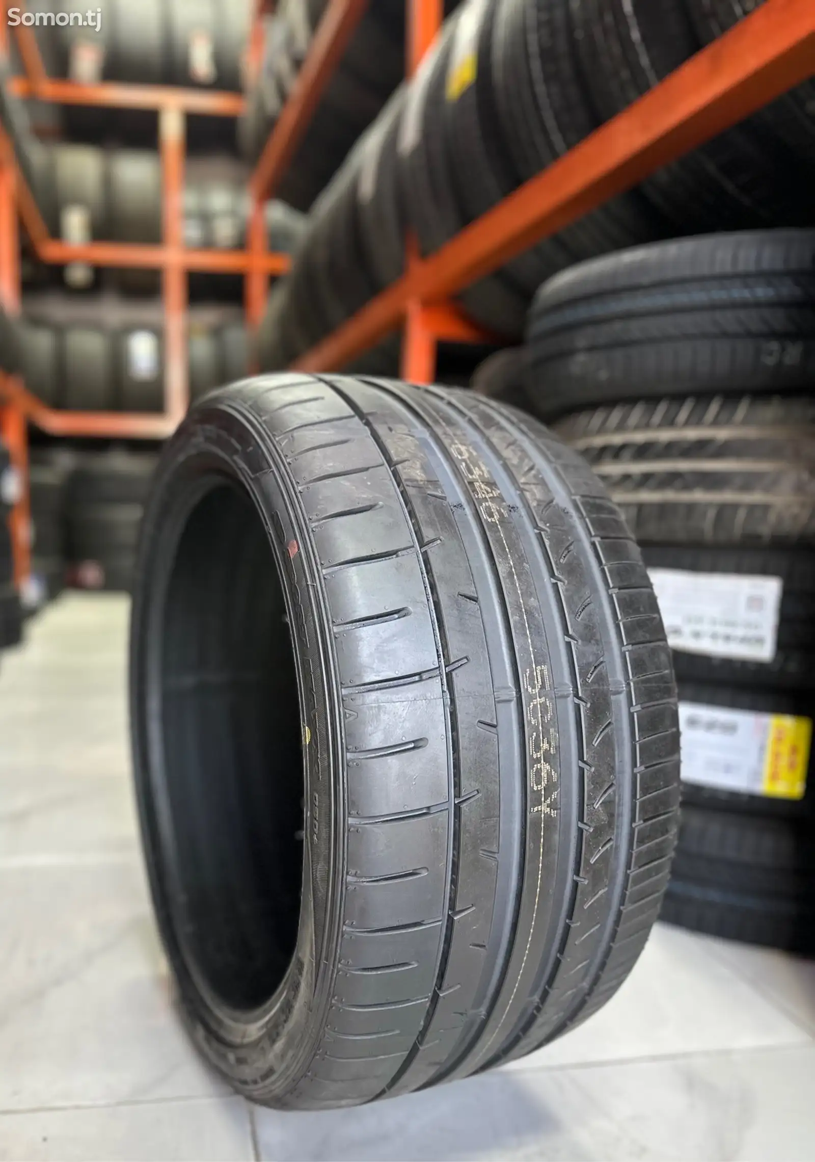 Покрышки R19 275/35 Dunlop-1