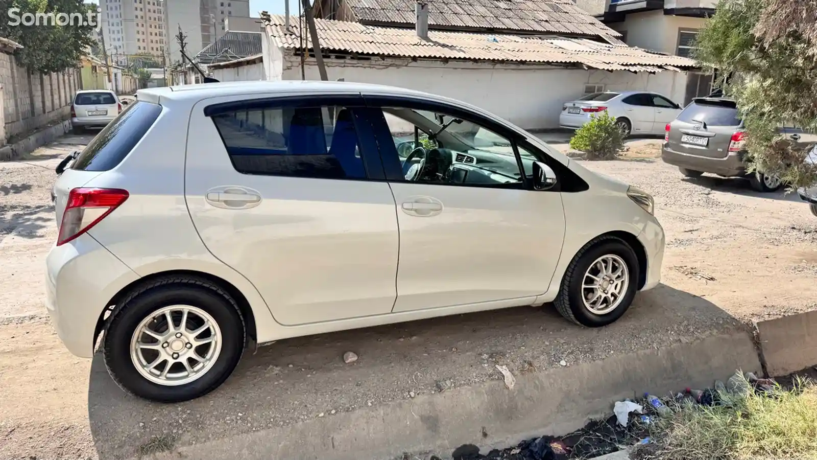 Toyota Vitz, 2011-2