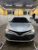 Toyota Camry, 2018-5