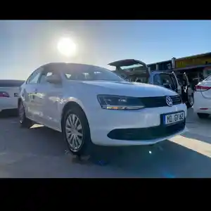 Volkswagen Jetta, 2014